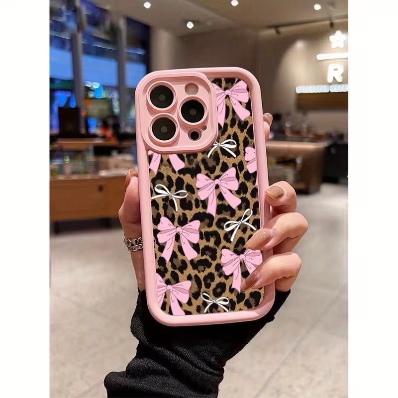 Leopard Print Bow Phone Case F - Apple Iphone 15 Pro Max recension och pris